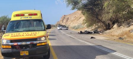 العثور على جثتين داخل مركبة محترقة قرب البحر الميت